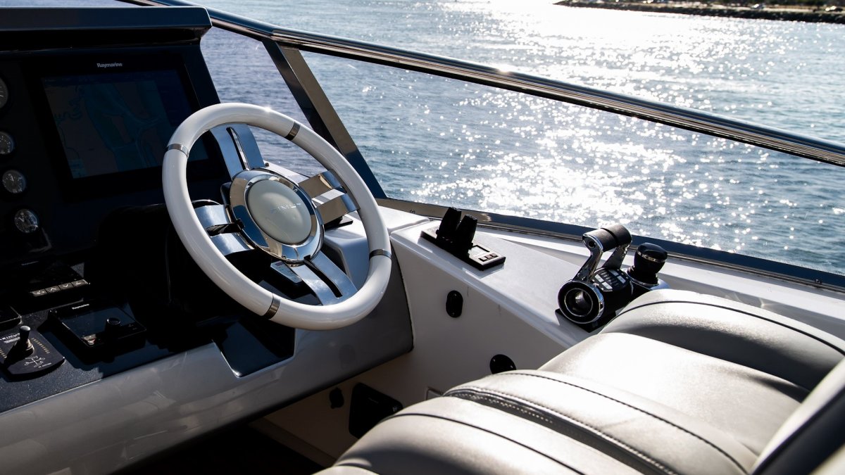 2016 Azimut 80 Flybridge Boats For Sale 26