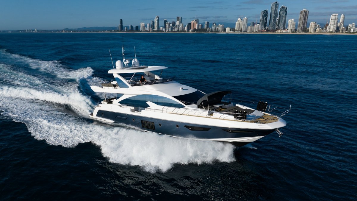 2016 Azimut 80 Flybridge Boats For Sale 34
