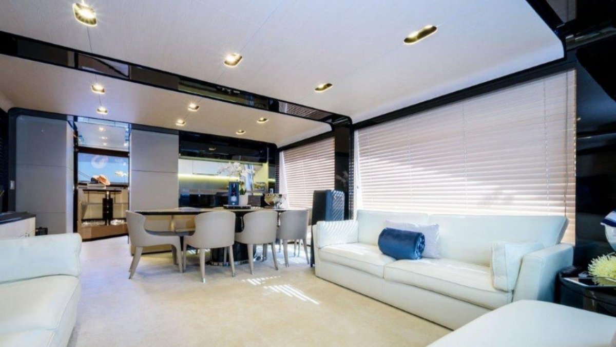 2016 Azimut 80 Flybridge Boats For Sale 8