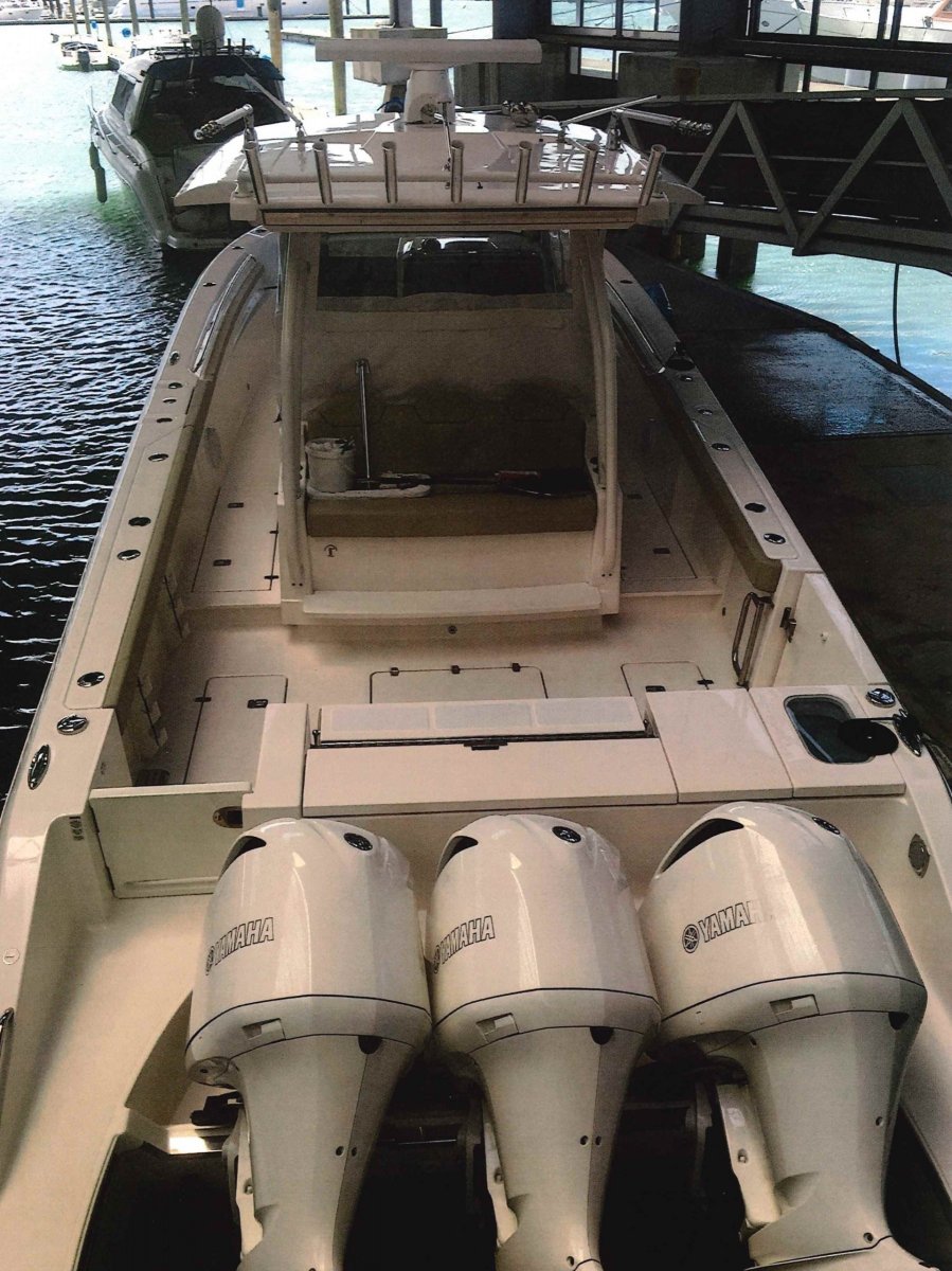 2018 Pursuit S368 Boat For Sale Sydney 14