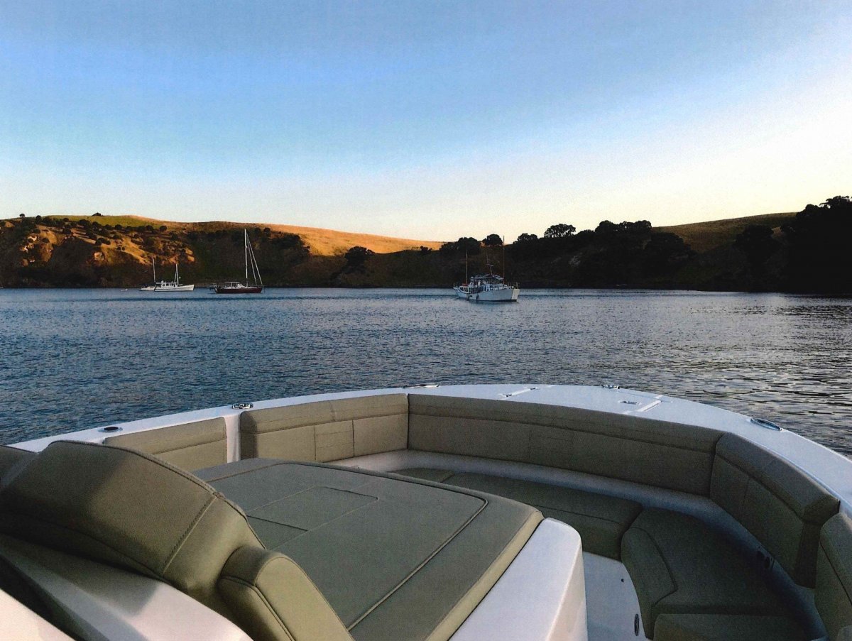 2018 Pursuit S368 Boat For Sale Sydney 4