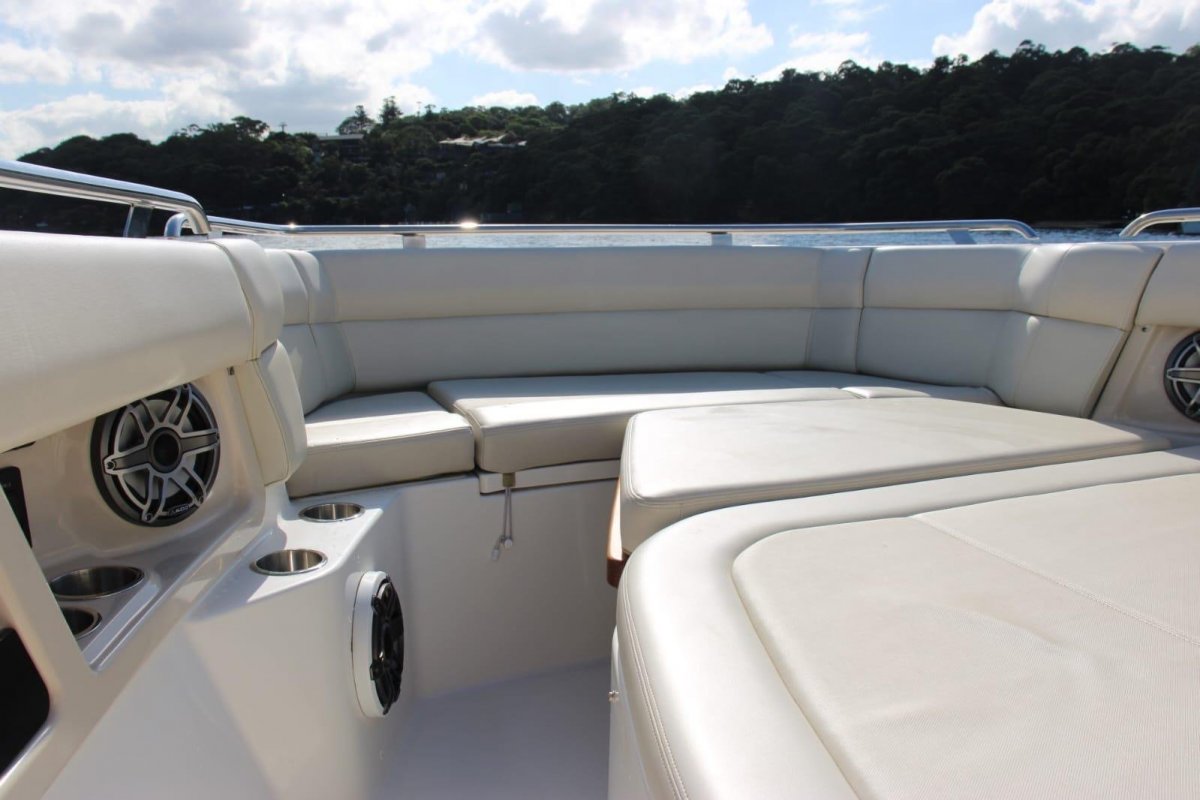 2021 Boston Whaler 350 Realm Boats For Sale 6