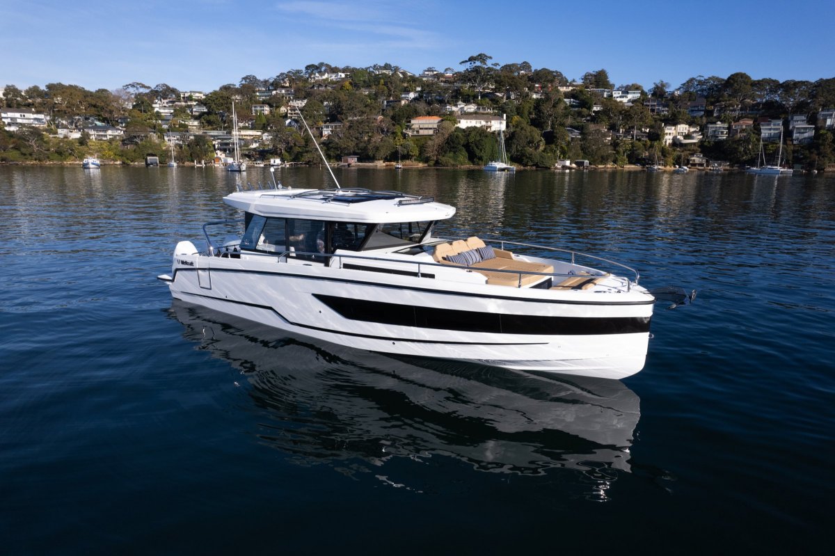2023 Wellcraft 355 Commuter Boats For Sale Sydney 1