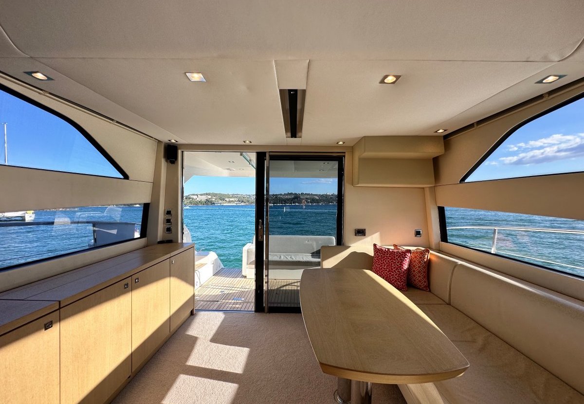 2015 Fairline Squadron 48 Boats For Sale 13