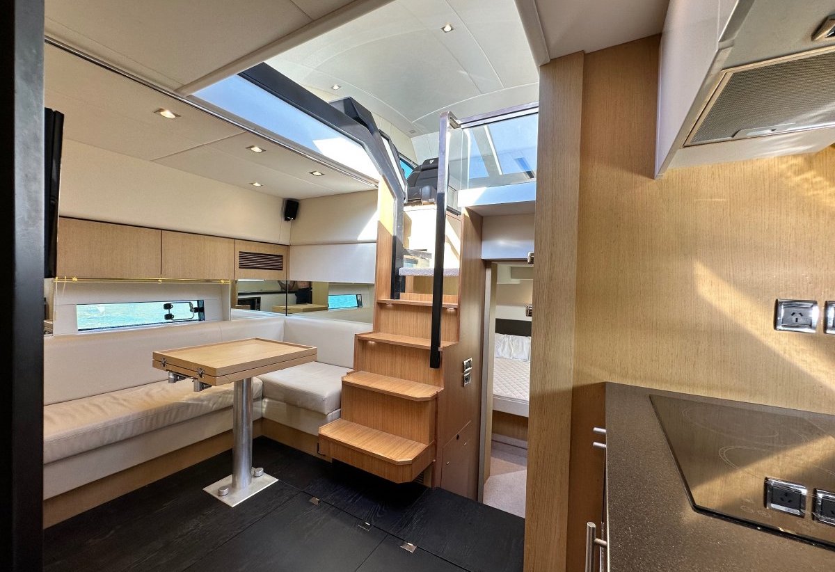 2015 Fairline Squadron 48 Boats For Sale 17