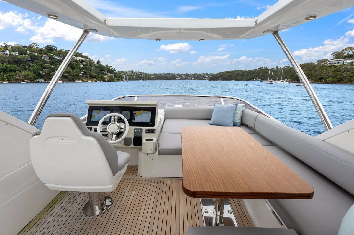 2016 Azimut 50 Flybridge Boats For Sale 7