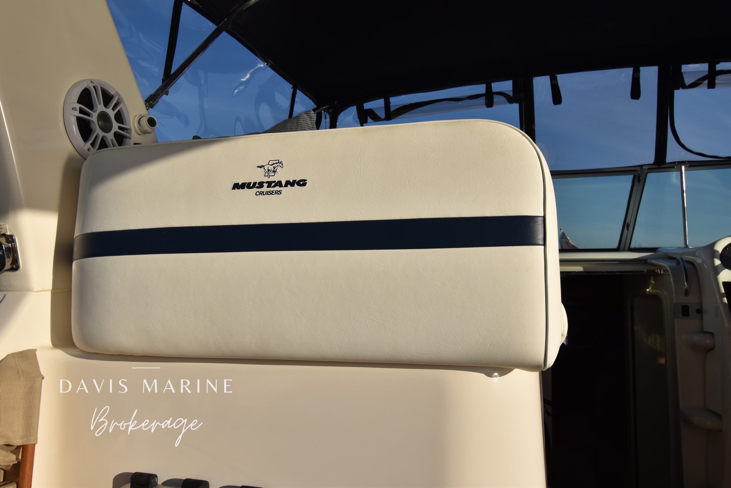 2000 Mustang 3800 First Class Boats For Sale Sydney 15