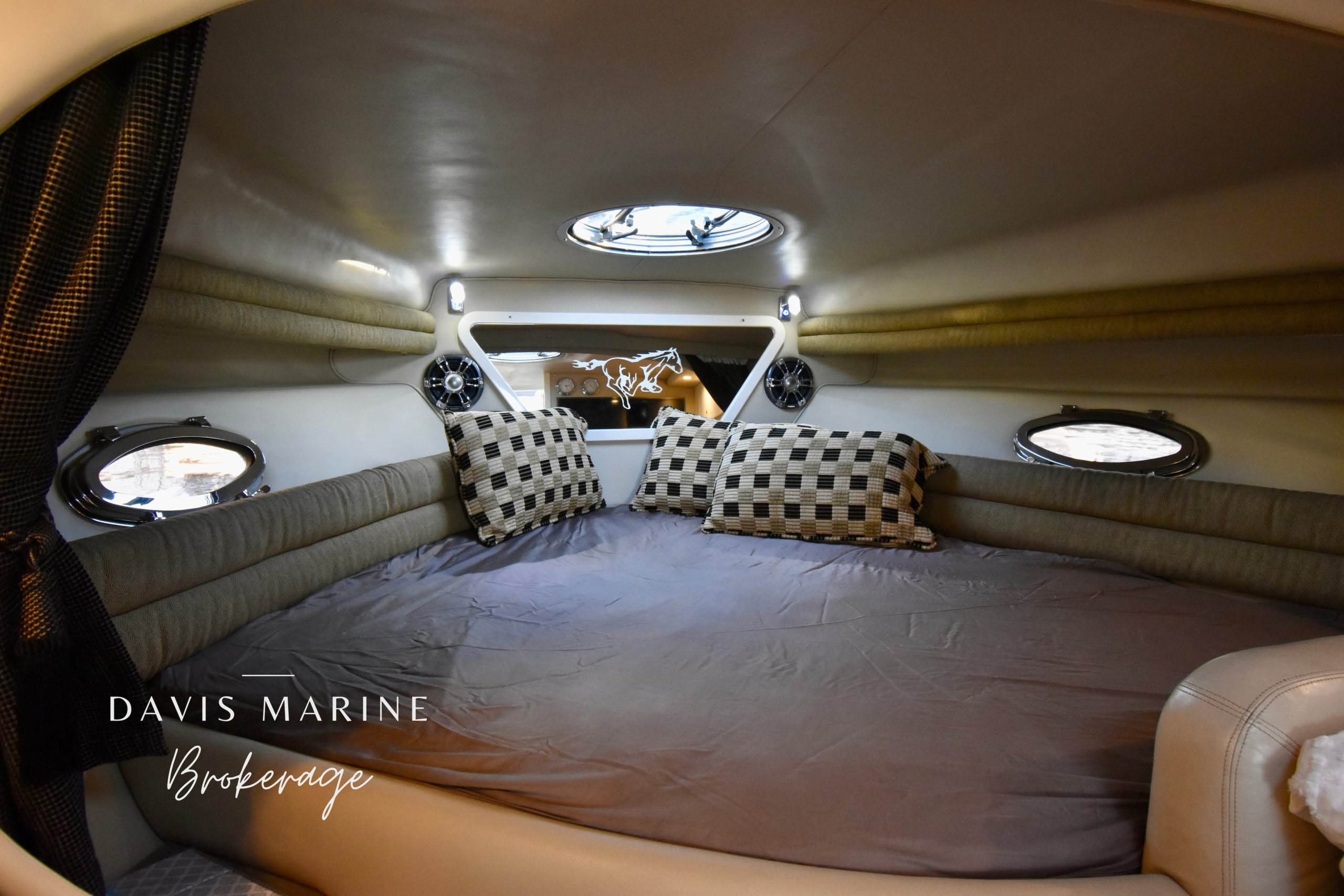 2000 Mustang 3800 First Class Boats For Sale Sydney 22