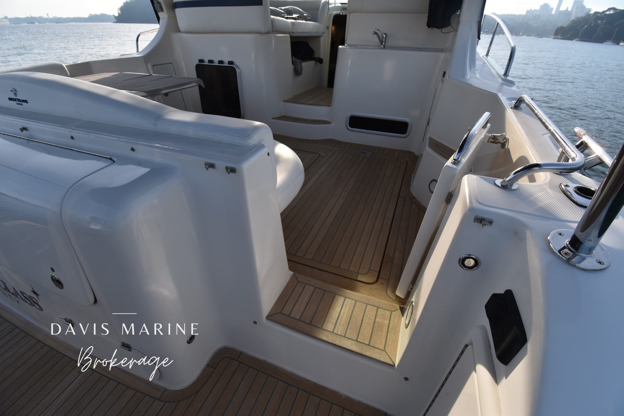 2000 Mustang 3800 First Class Boats For Sale Sydney 28