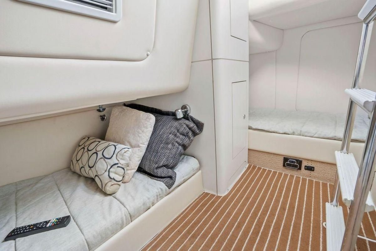 2007 Princess 61 Flybridge Boats For Sale 17