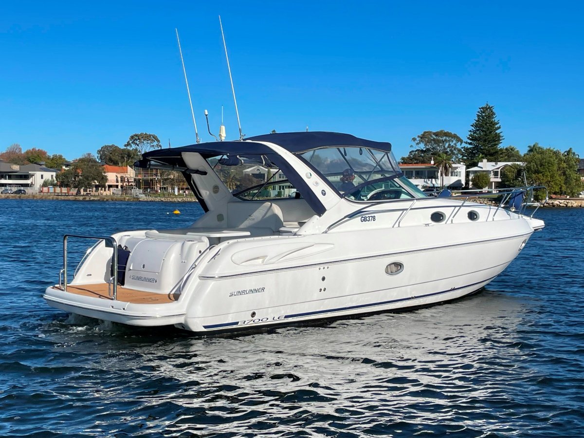 2009 Sunrunner 3700LE Boats For Sale Western Australia 3