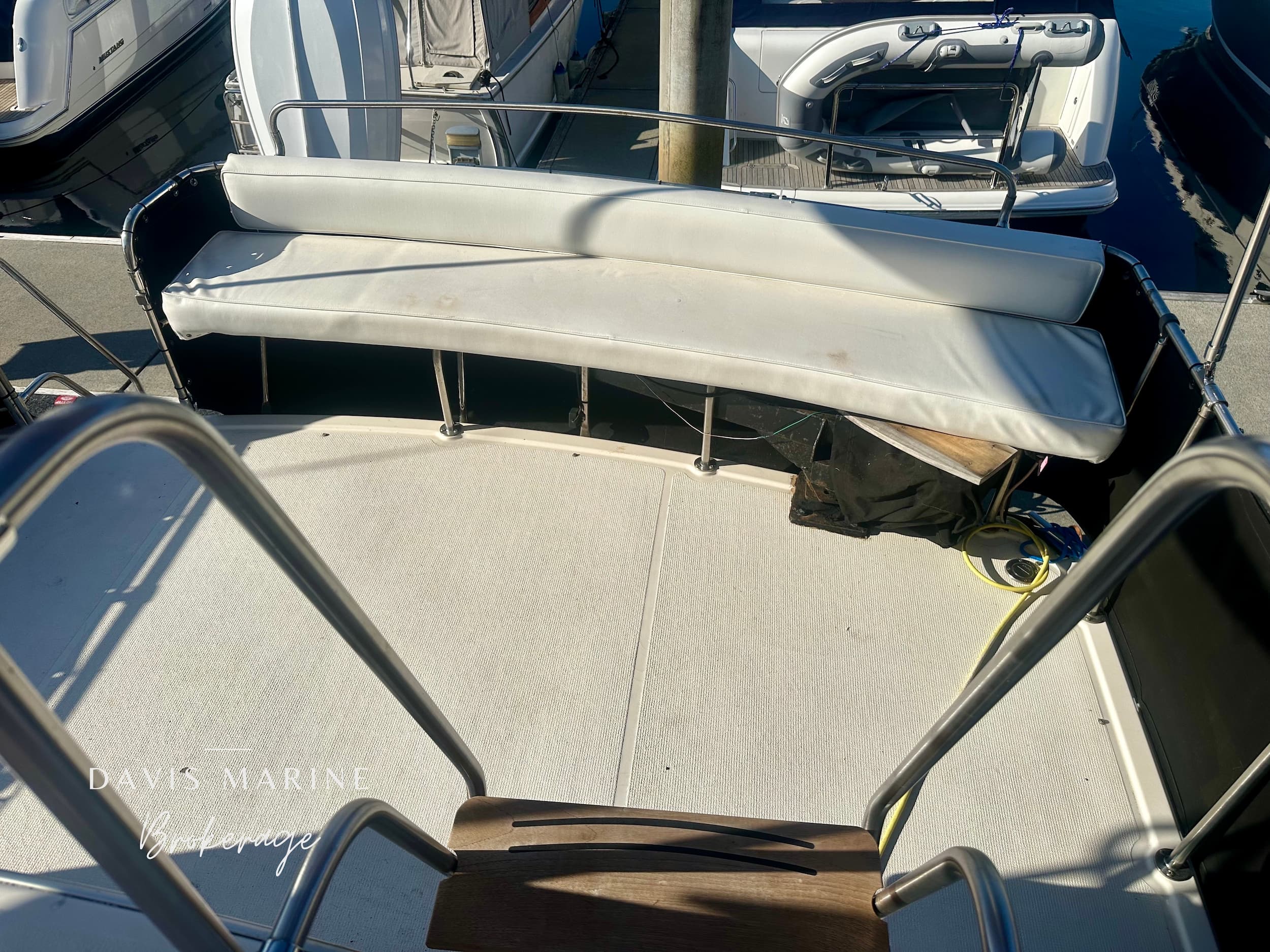 1990 Ranger 35 Aft Cabin Boats For Sale in Sydney 16