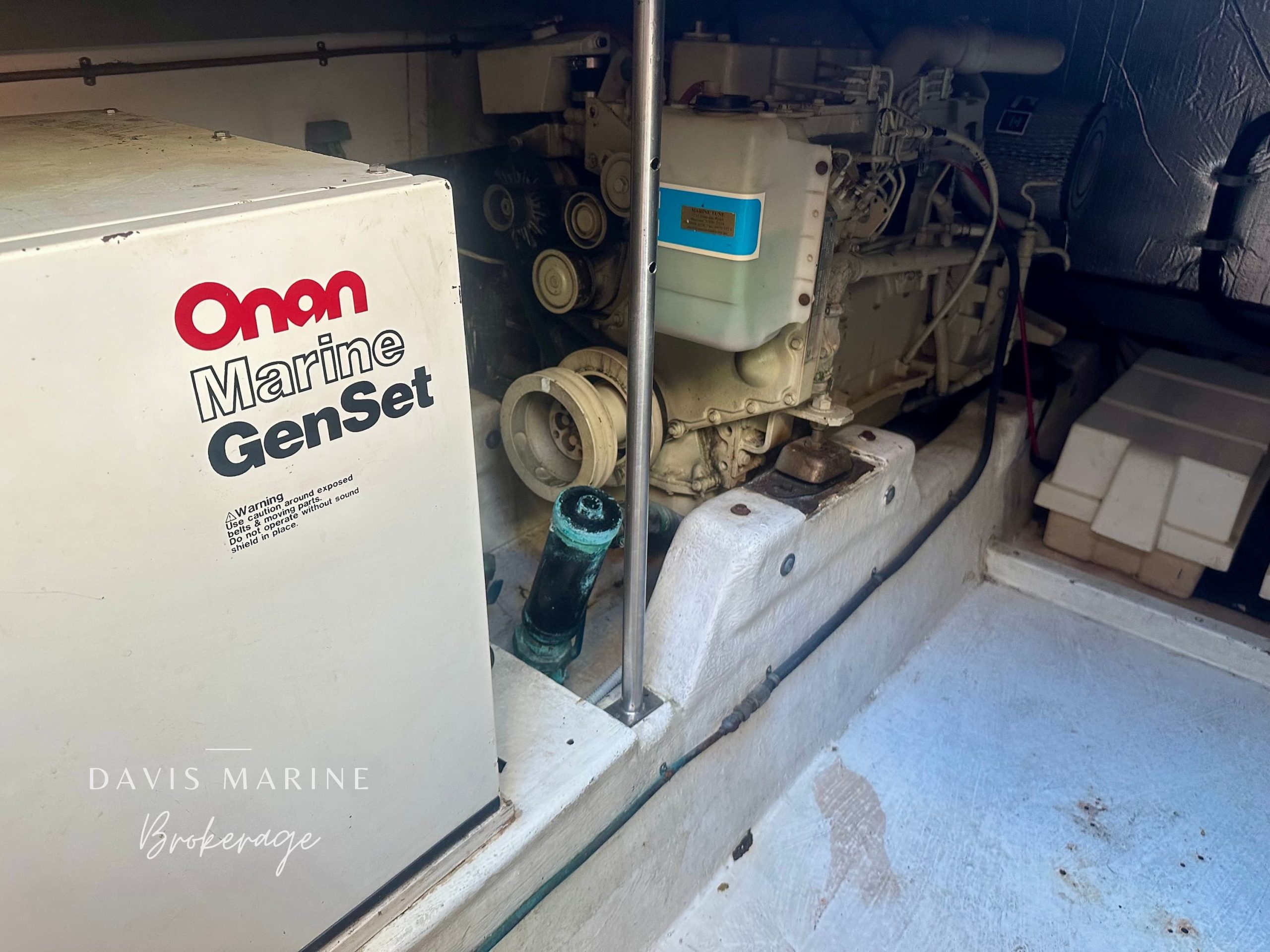 1990 Ranger 35 Aft Cabin Boats For Sale in Sydney 21