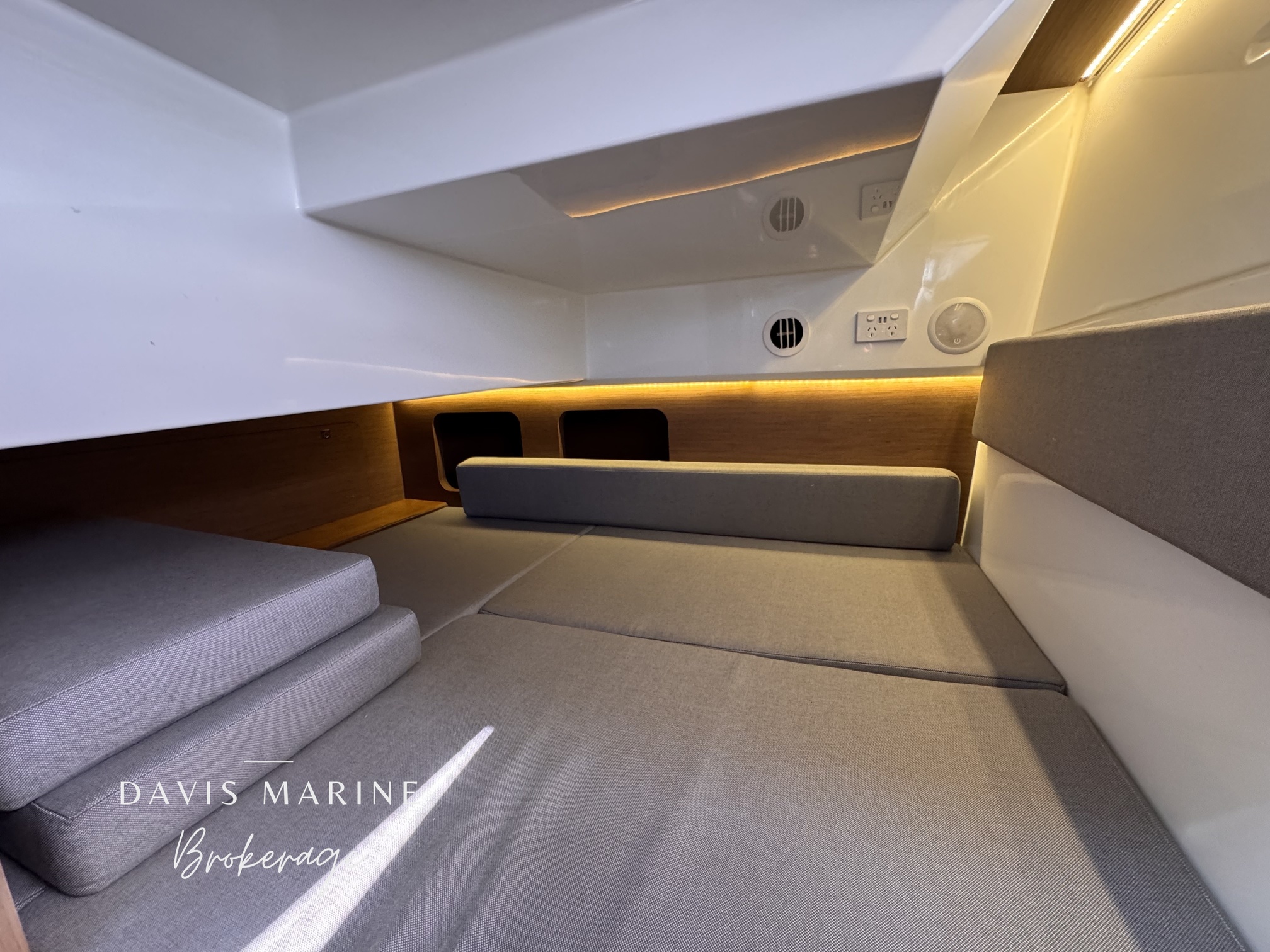 2020 jeanneau merry fisher 895 for sale australia 8 brisbane water